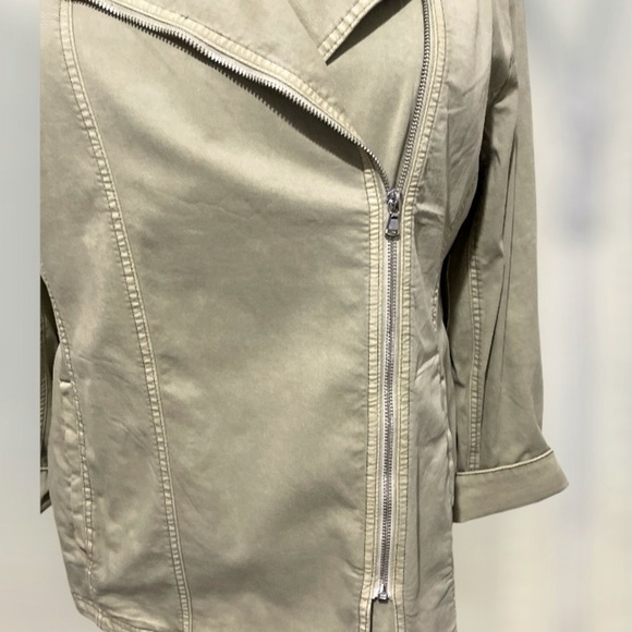 Chico’s Elongated Moto Casual Twill Denim Jacket, Cool Sage, Sz 4 (20/22) - NWT! - Picture 11 of 11